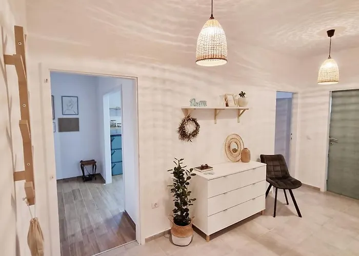 Chi Chi Apartment *